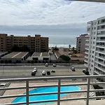 Depto Amplio En Condominio, Sector 4 Esquinas