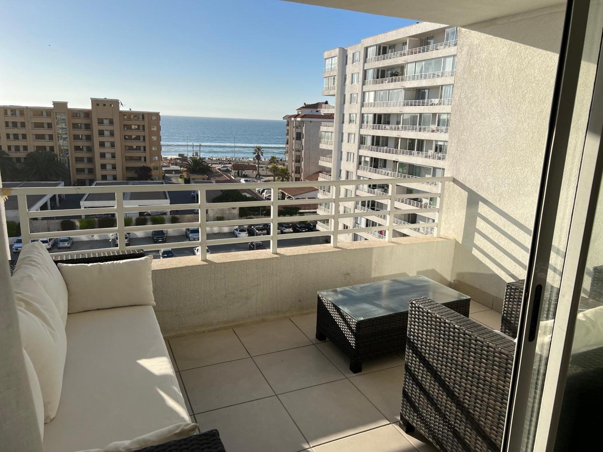 Depto Amplio En Condominio, Sector 4 Esquinas