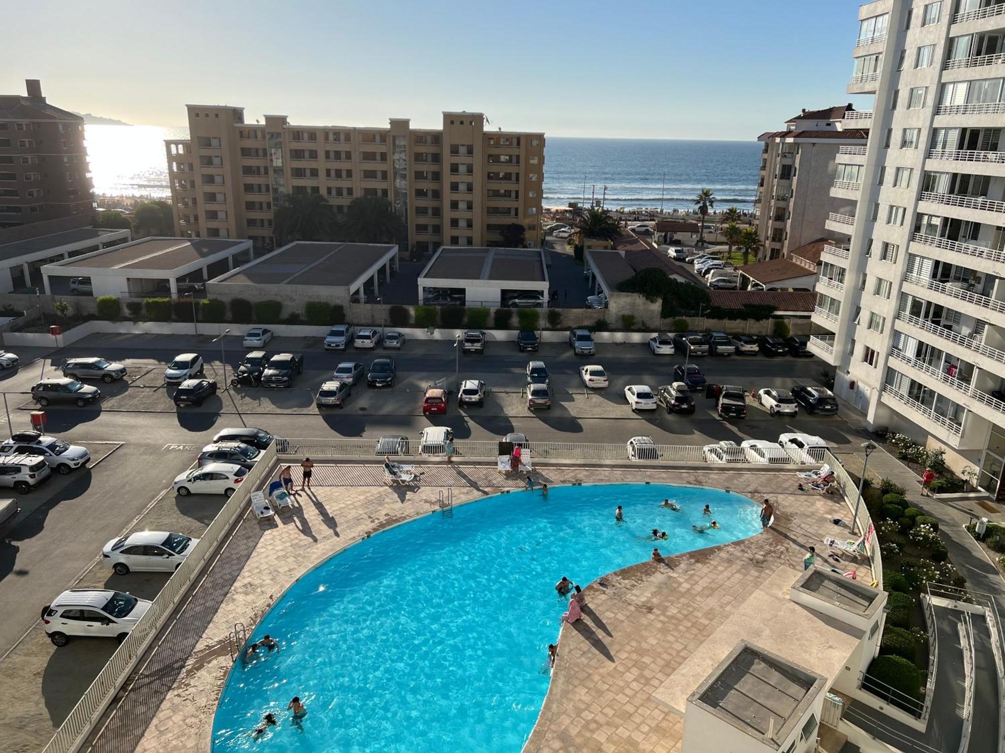 Apartamento Depto Amplio En Condominio, Sector 4 Esquinas